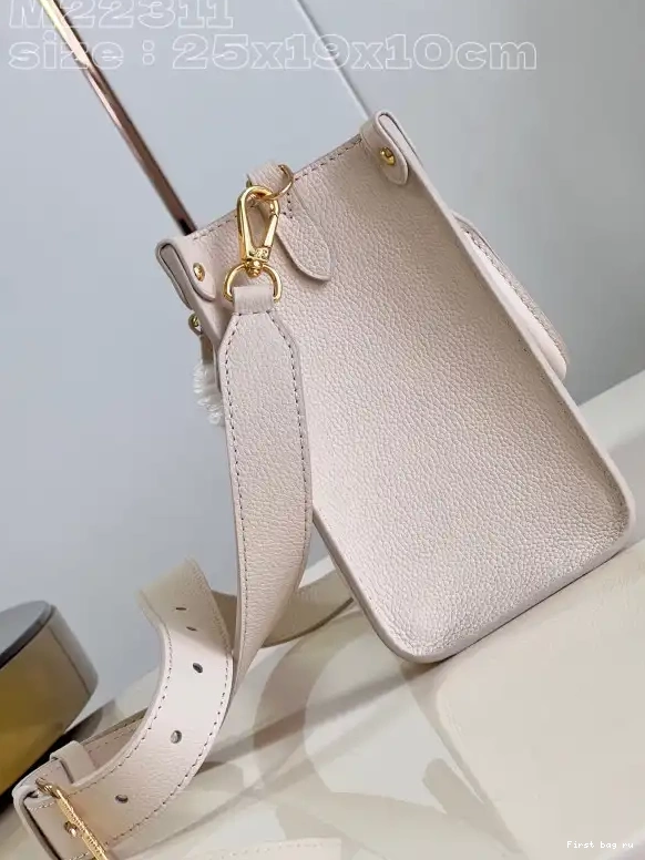 First bag ru Lock Go LOUIS & VUITTON 0530